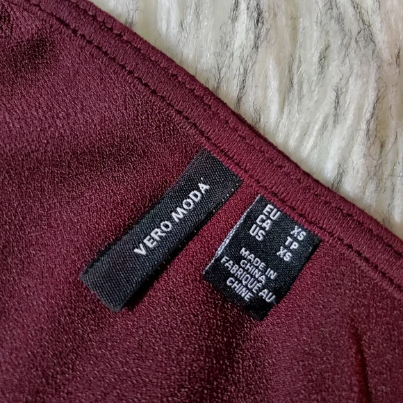 Rhinestone Strap Luxury Tank Top - Picture 3 of 3